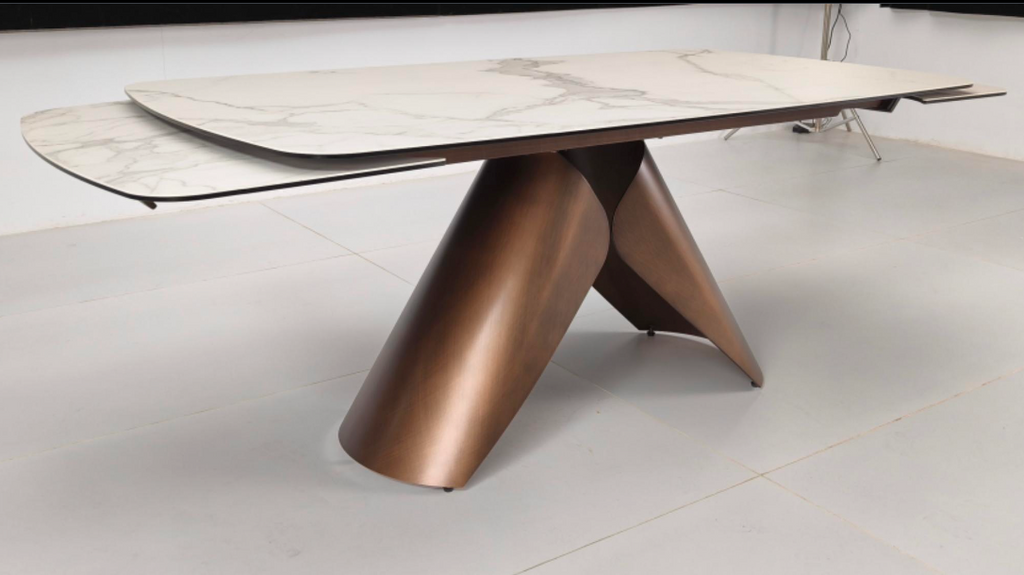 Aria Extensible Dining Table
